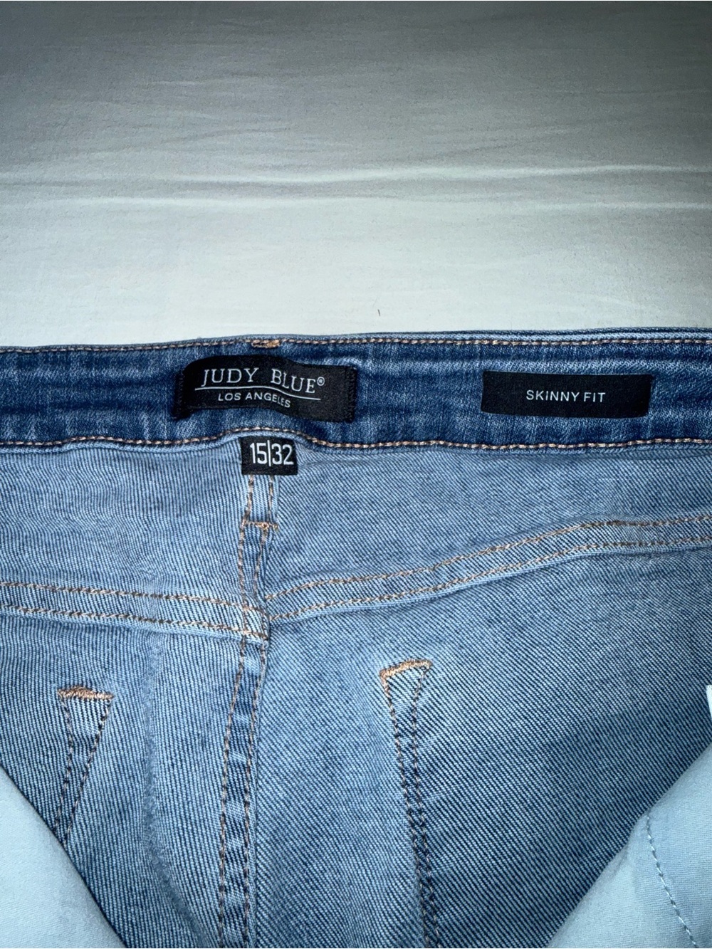 Judy Blue Mid Wash Skinny Jeans - Picture 2 of 4